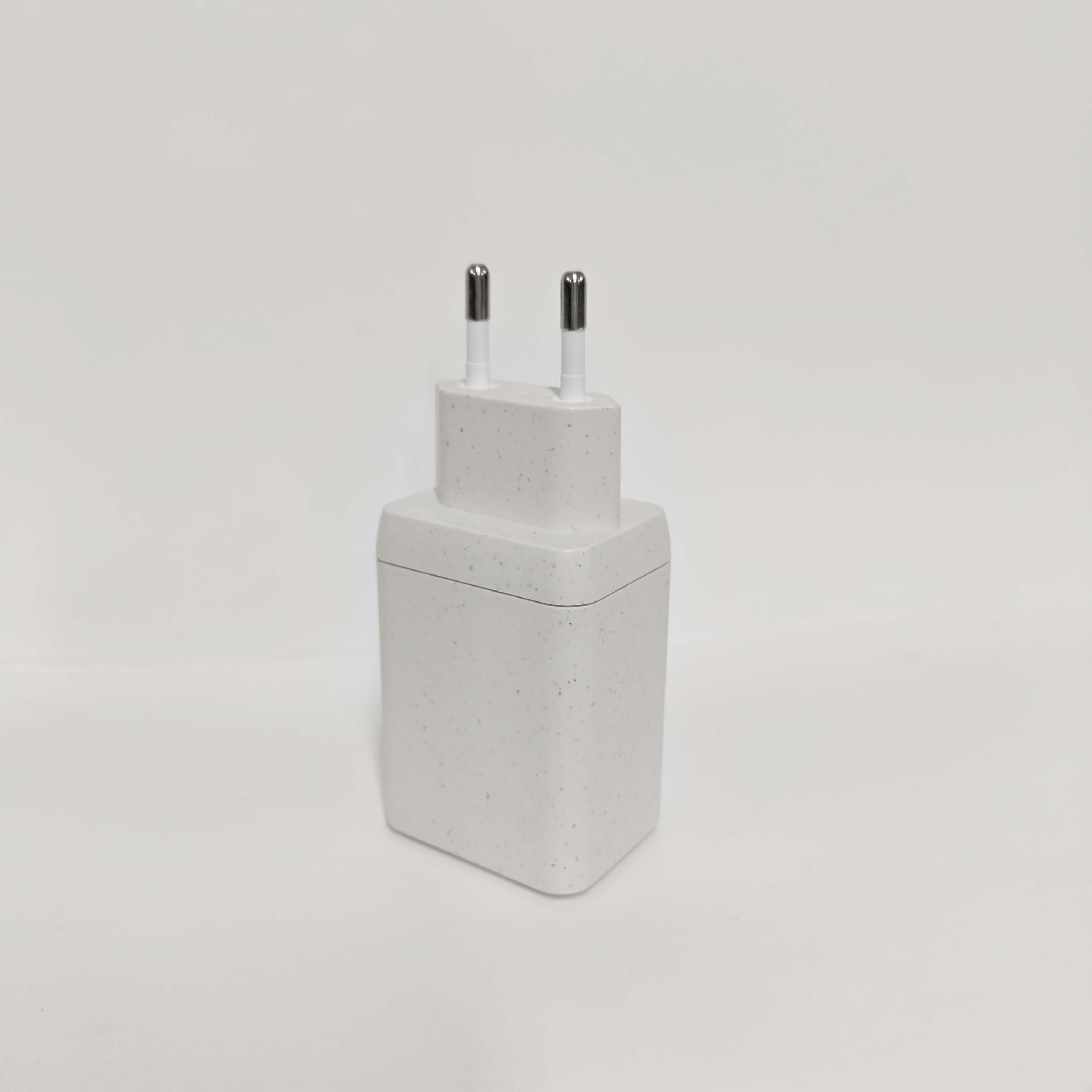 65W Eco Wheat Straw Material Gan Charger 2C  